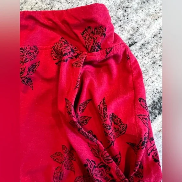 SOMA❤️2 Pc Elegant Red & Black Lace Sleepwear Set- Shorts & Lacy Cami Top - Picture 9 of 13